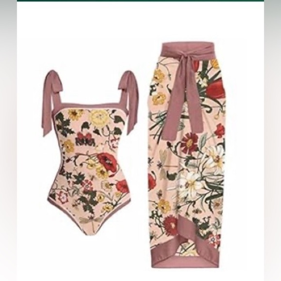 ibakom Other - Floral Women Swim Coverup Set